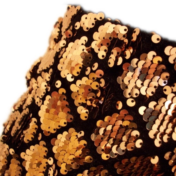 💐NWT Gold Sequined Lined Mini Skirt - Picture 3 of 3